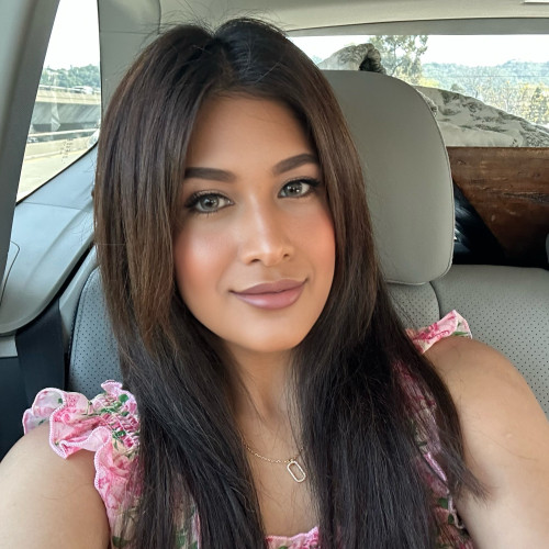 Natasha R. profile photo