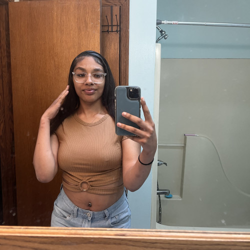 deja e. profile photo