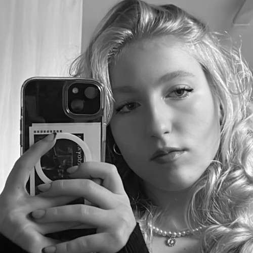 Nelly B. profile photo