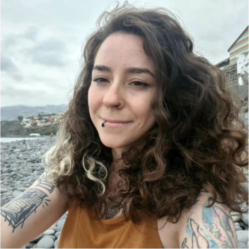 Maria  F.