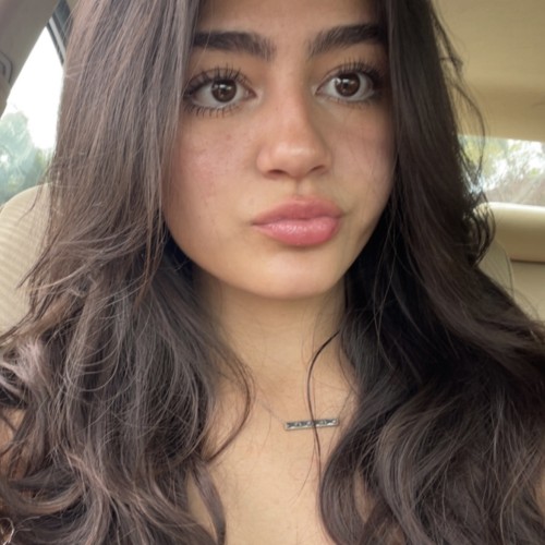 daniela D. profile photo