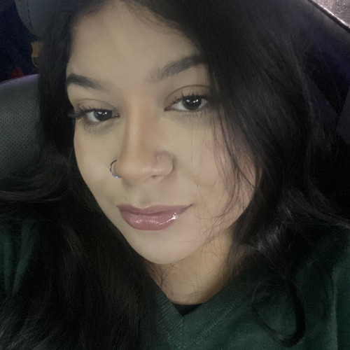 Lluvia L. profile photo