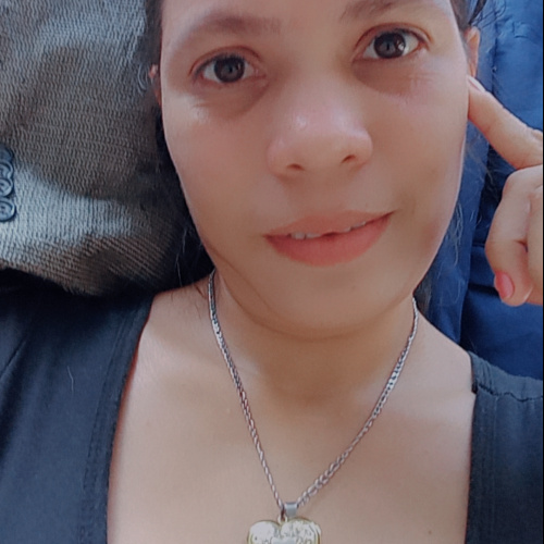 Claudia  T. profile photo