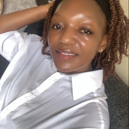 Essy N. profile photo