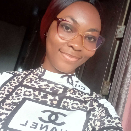 Favie E. profile photo