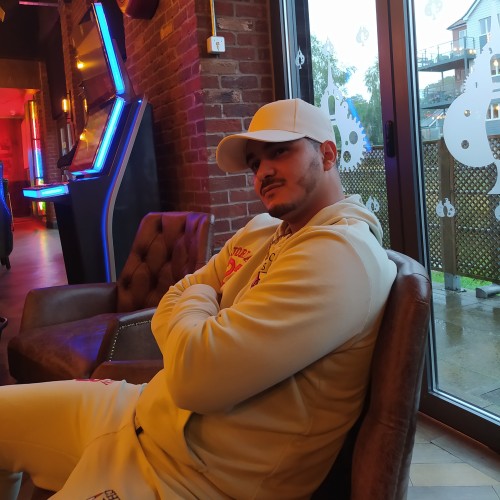 Ayoub E.