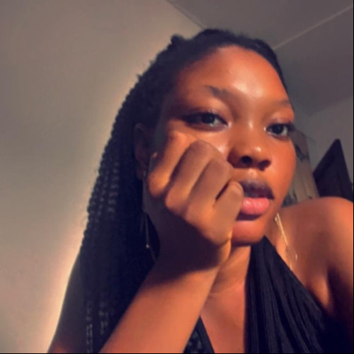 Izara E. profile photo