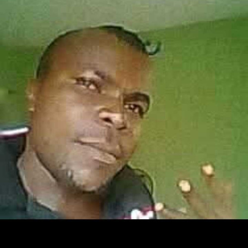 Azeh L. profile photo