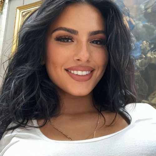 Sophia  L. profile photo