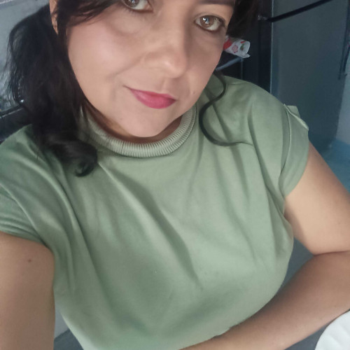 lizz R. profile photo