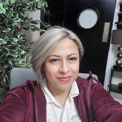 Montse V. profile photo