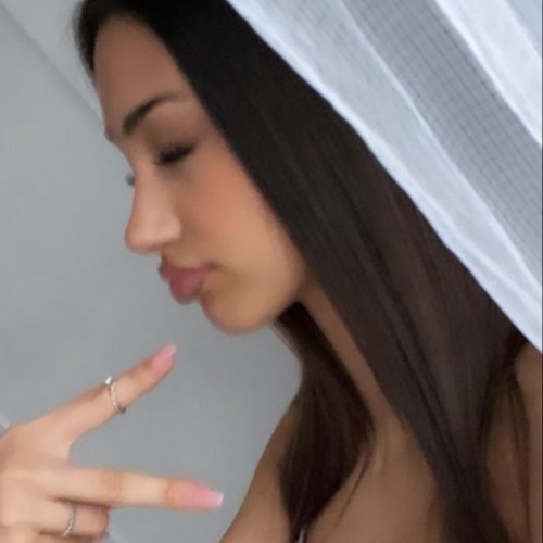 Vanessa S.
