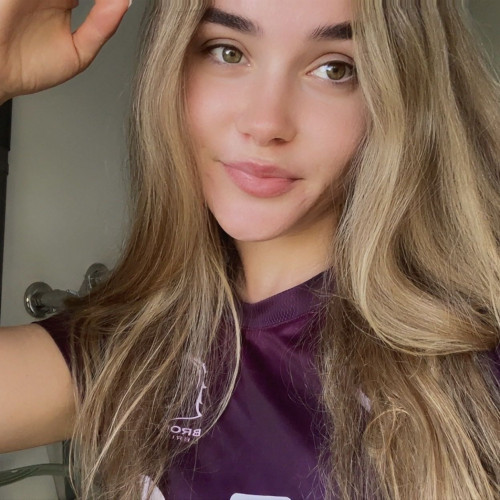 chloe H. profile photo