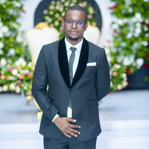 Victor J. profile photo