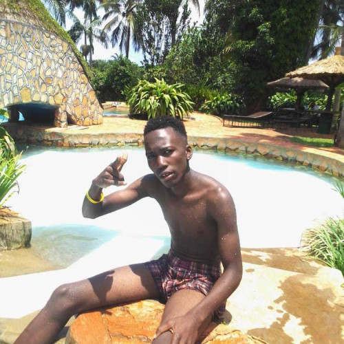 Emah256 e. profile photo