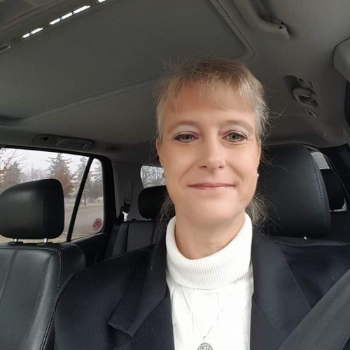 Kat L. profile photo