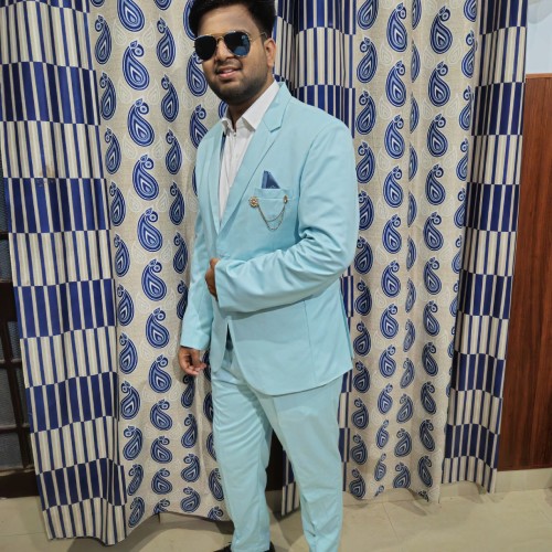 Arav S.
