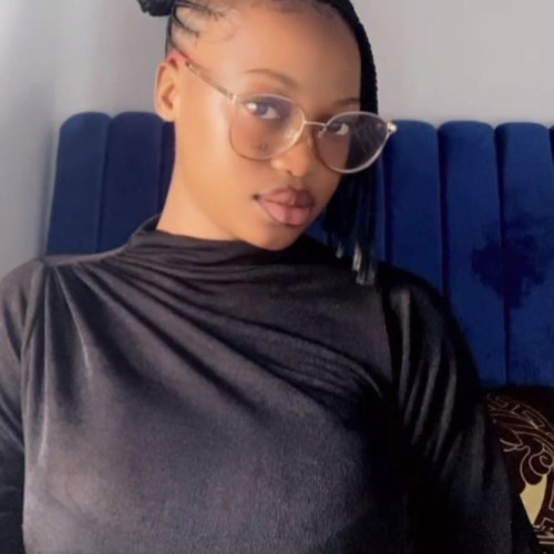 BELLO s. profile photo