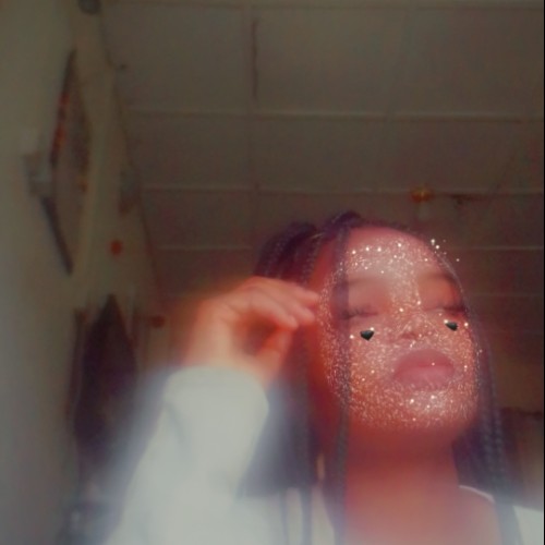 Anyia  J. profile photo