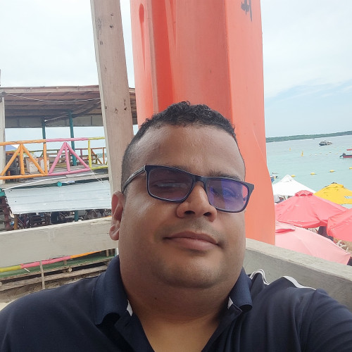 Luis Fernando  M.
