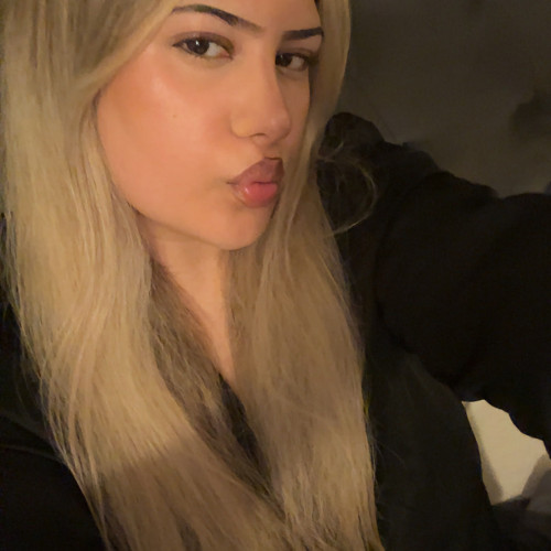 naila b. profile photo