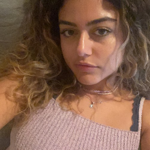 Gaia Carmen D.