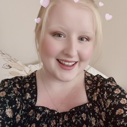 laura M. profile photo