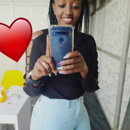 June n. profile photo