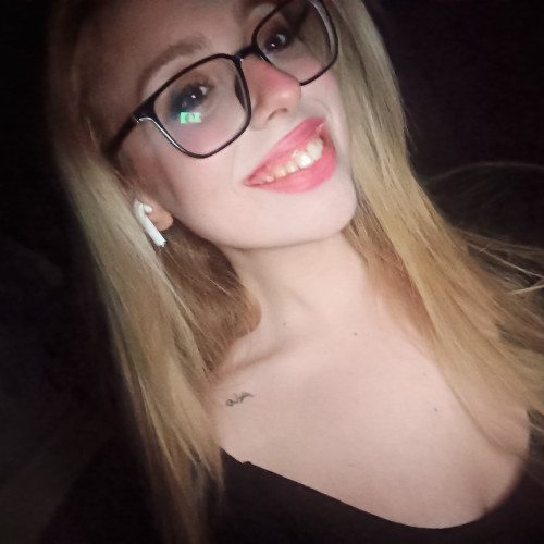 Angelica V. profile photo