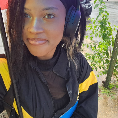 Shenia C. profile photo