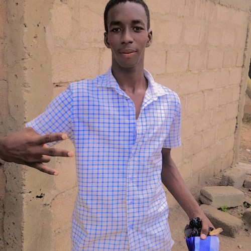 Washiru Y.