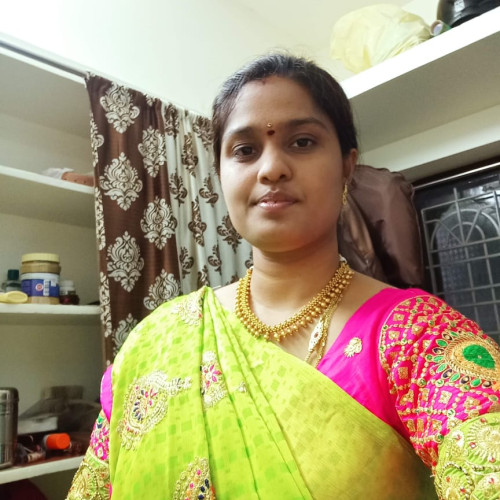 Devi M. profile photo