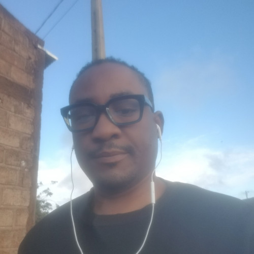 Victor  E. profile photo