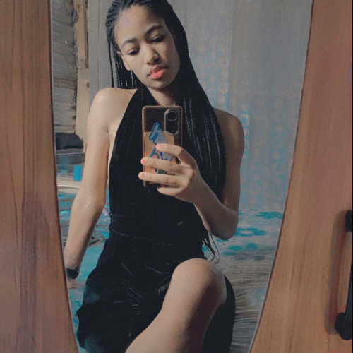Laurielle L.
