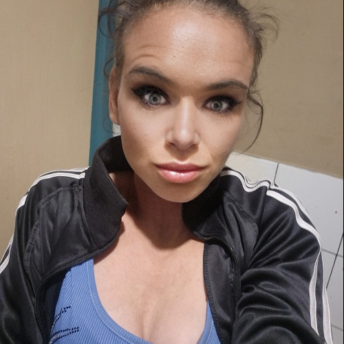 Selina R. profile photo