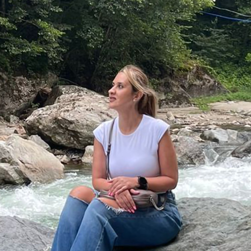 Suzan Z. profile photo