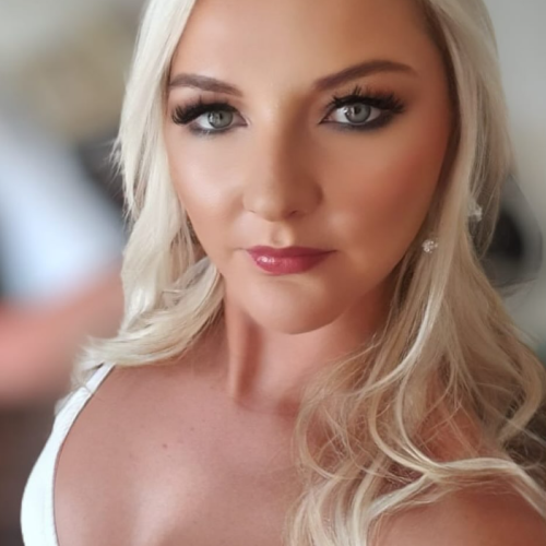Holly V. profile photo
