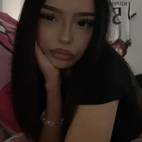 mimi f. profile photo