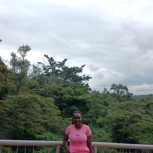 Amina E. profile photo