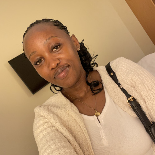 Vanis M. profile photo