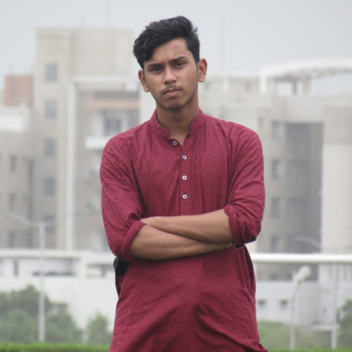 Muzammil R.