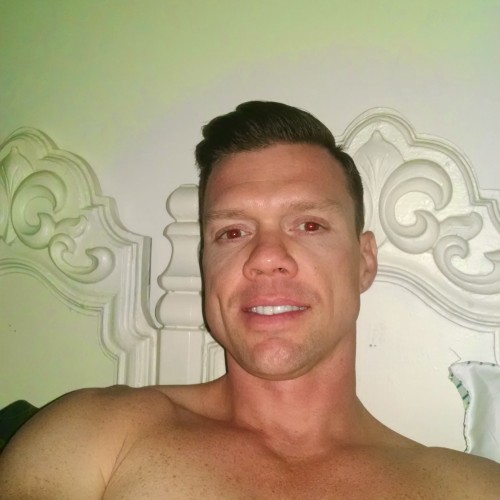 Lee S.