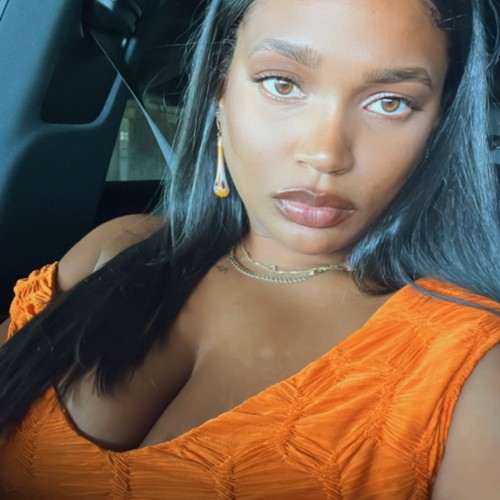 Shayna P.