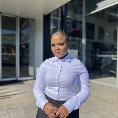 Akhona M. profile photo