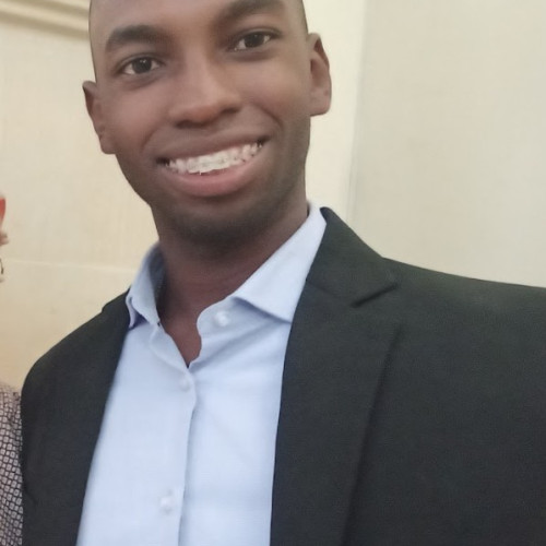 Oscar  M. profile photo