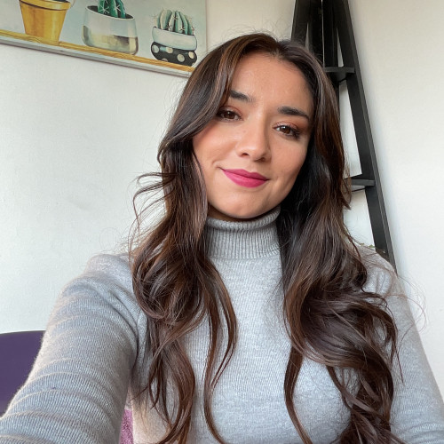 Constanza T. profile photo