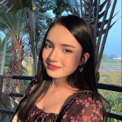 Riyana E. profile photo