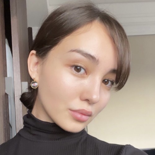 Lara R.