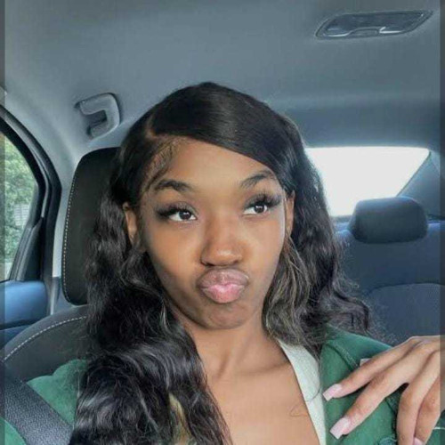 Bella W. profile photo