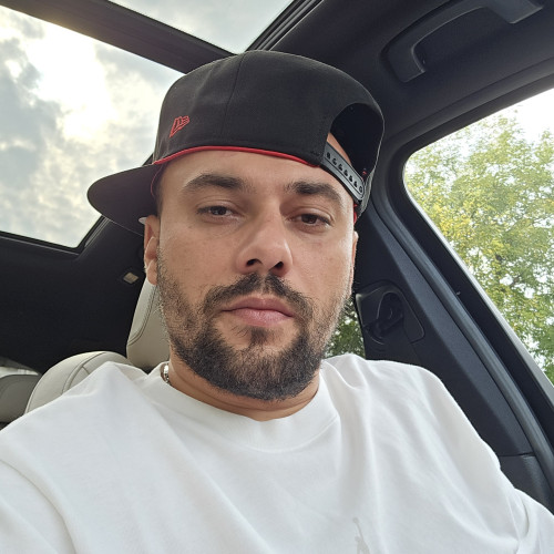 Razvan Florin  B. profile photo